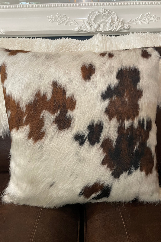 Cowhide Cushion Natural - 03