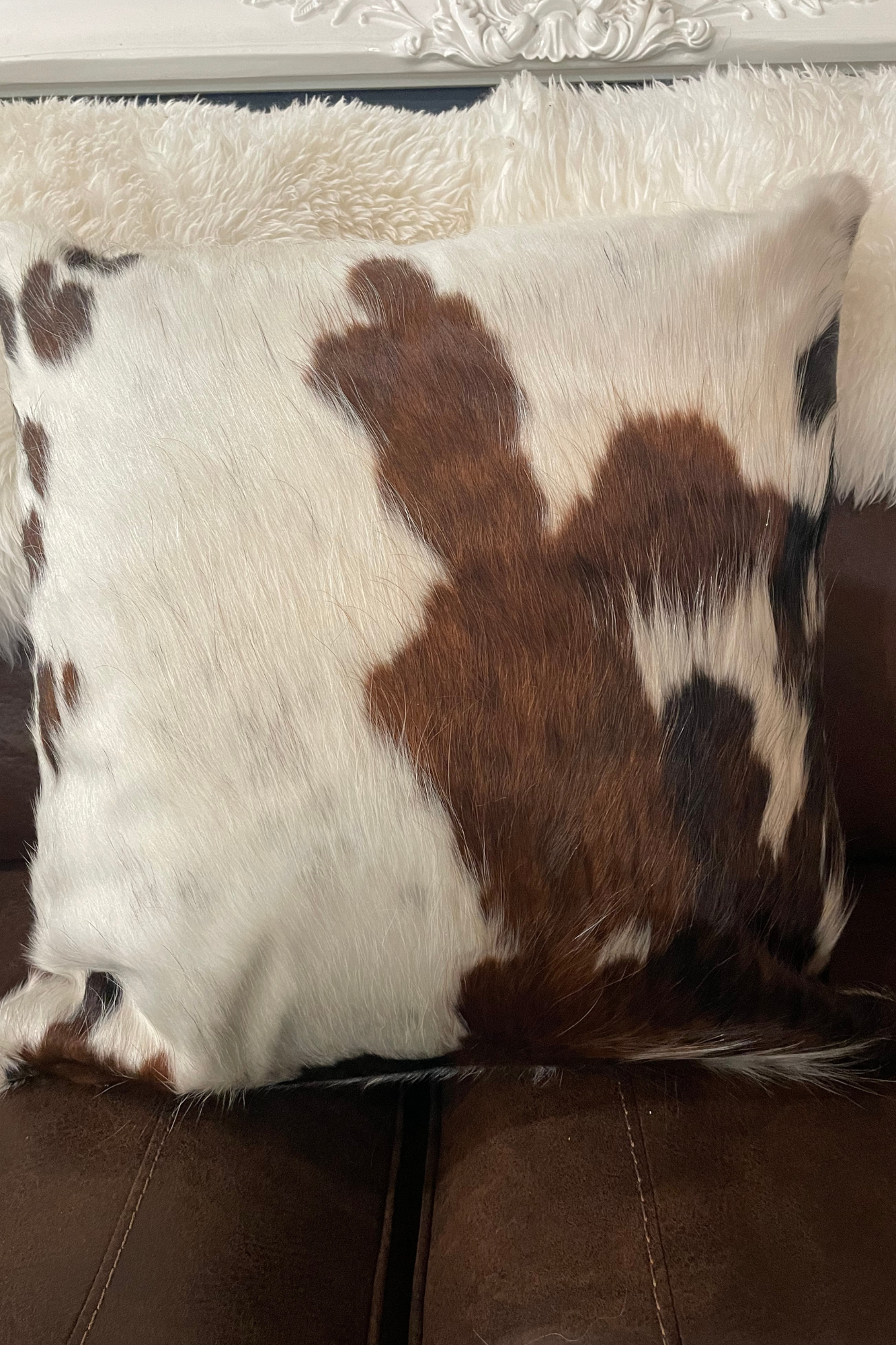 Cowhide Cushion Natural - 03