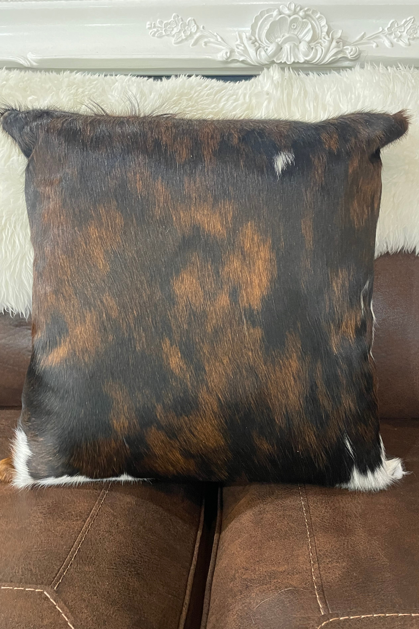 Cowhide Cushion Natural - 02