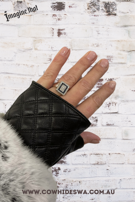 Ladies Leather & Fur Fingerless Gloves